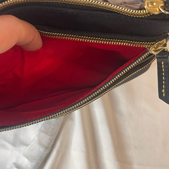 Dooney & Bourke Nylon North South Triple Zip Crossbody Bag - RARE Black LOGO NWT - Picture 9 of 10